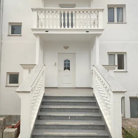 Mare Apartment *